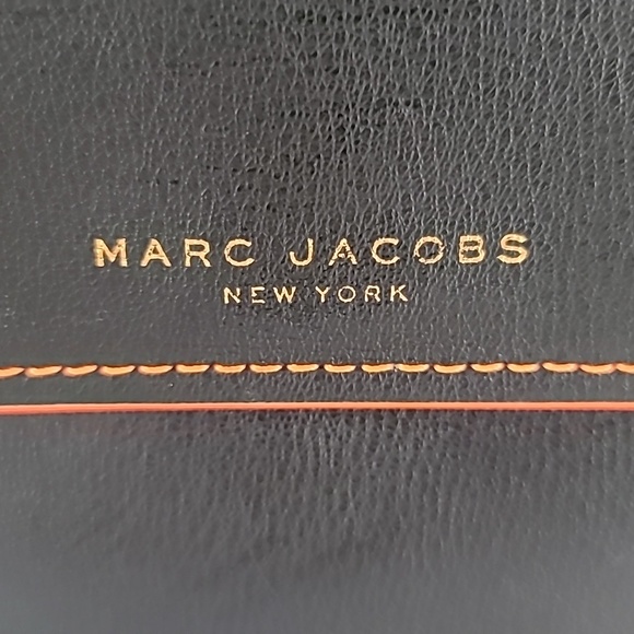 Marc Jacobs Black Leather Crossbody with Neon Orange Piping – Statement Bag - Picture 7 of 12